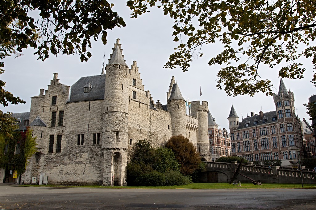 antwerpen belgie anvers diamanthandel diamanten hdr grote markt brabofontein kasteel het steen sint pauluskerk Plantin Moretus olv kerk